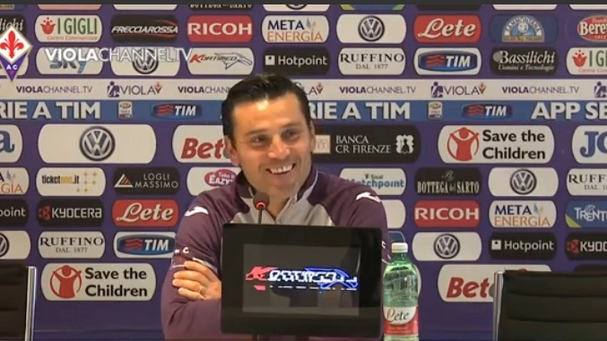 Vincenzo Montella durante la conferenza stampa