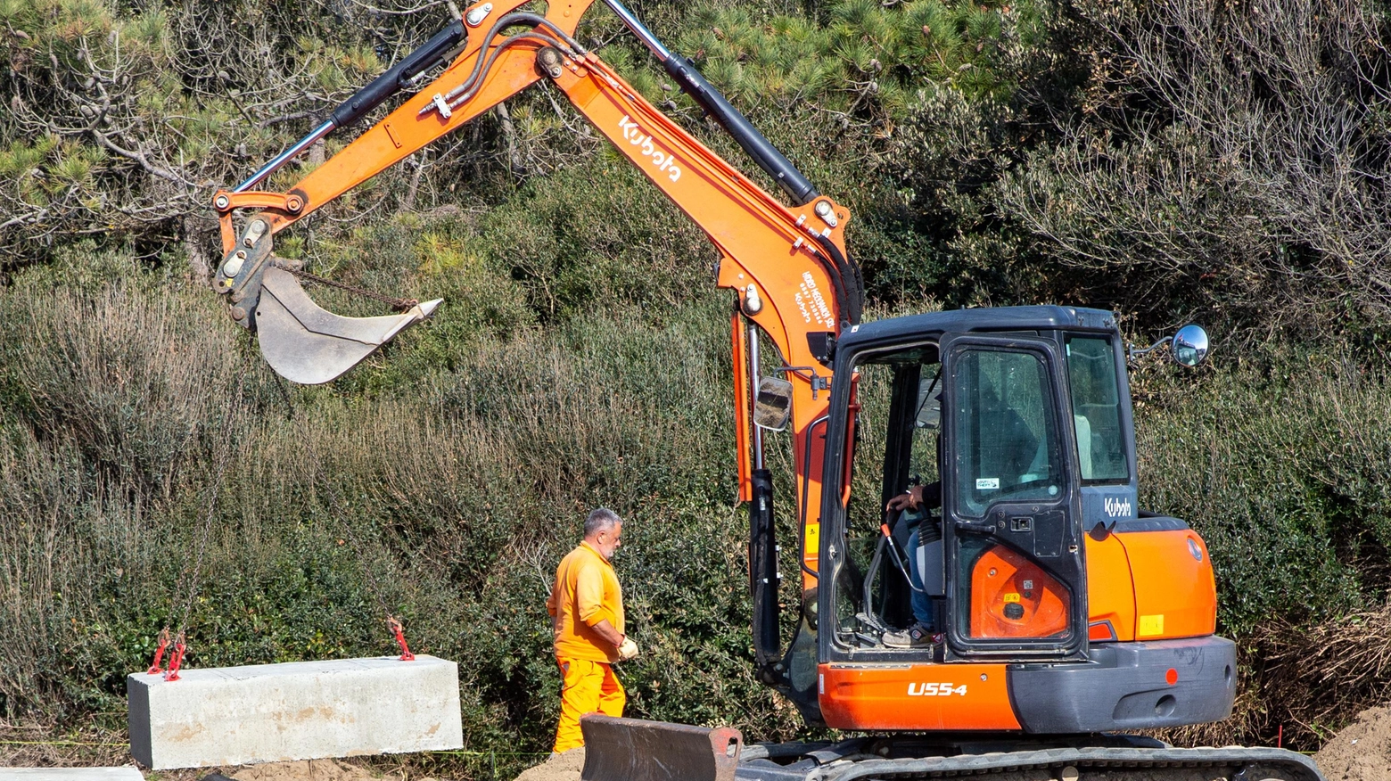 Parcheggio avanti tutta  "Non è certo bellissimo  ma serve al nostro litorale"  120 posti, il sì dei marinesi