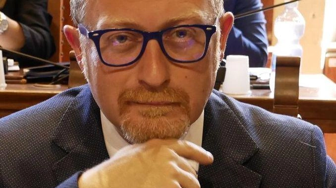 Dopo l’allerta si scatena la polemica. Il fuoco incrociato tra FdI e il Pd Dopo l’allerta si scatena la polemica. Il fuoco incrociato tra FdI e il Pd