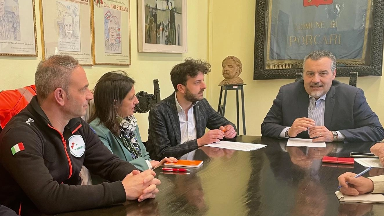 Anziani mai più da soli in casa A Porcari è già arrivato il futuro Anziani mai più da soli in casa A Porcari è già arrivato il futuro