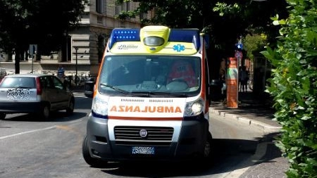 Un'ambulanza (foto di repertorio)
