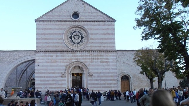 La chiesa di Santa Chiara ad Assisi