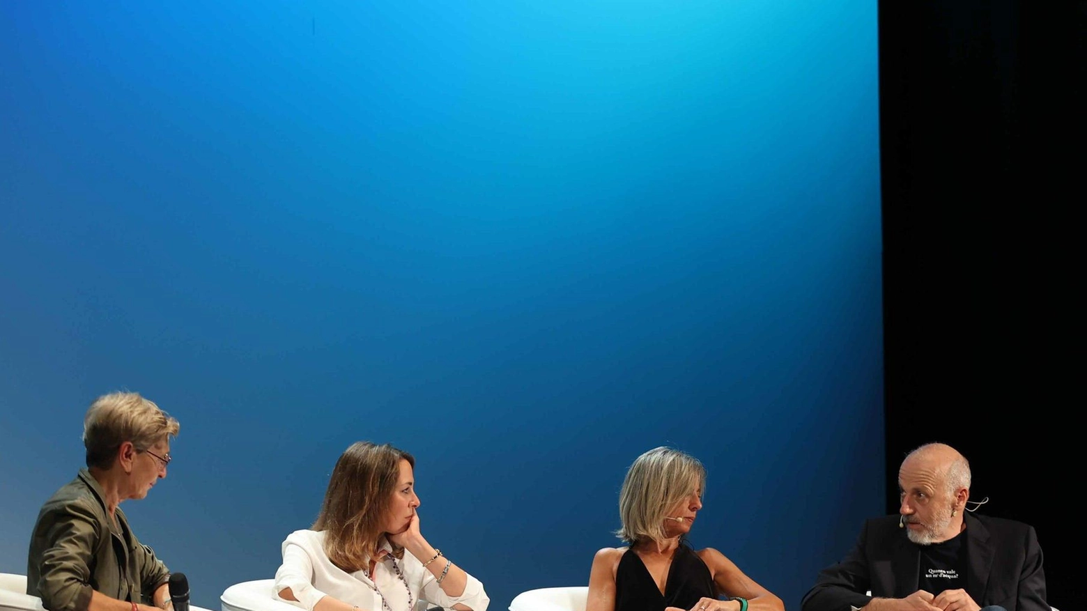 Il Premio Boccaccio. Uno sguardo sul futuro fra creatività e passione Il Premio Boccaccio. Uno sguardo sul futuro fra creatività e passione