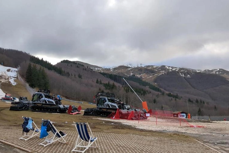 Appennino senza neve (Ansa)