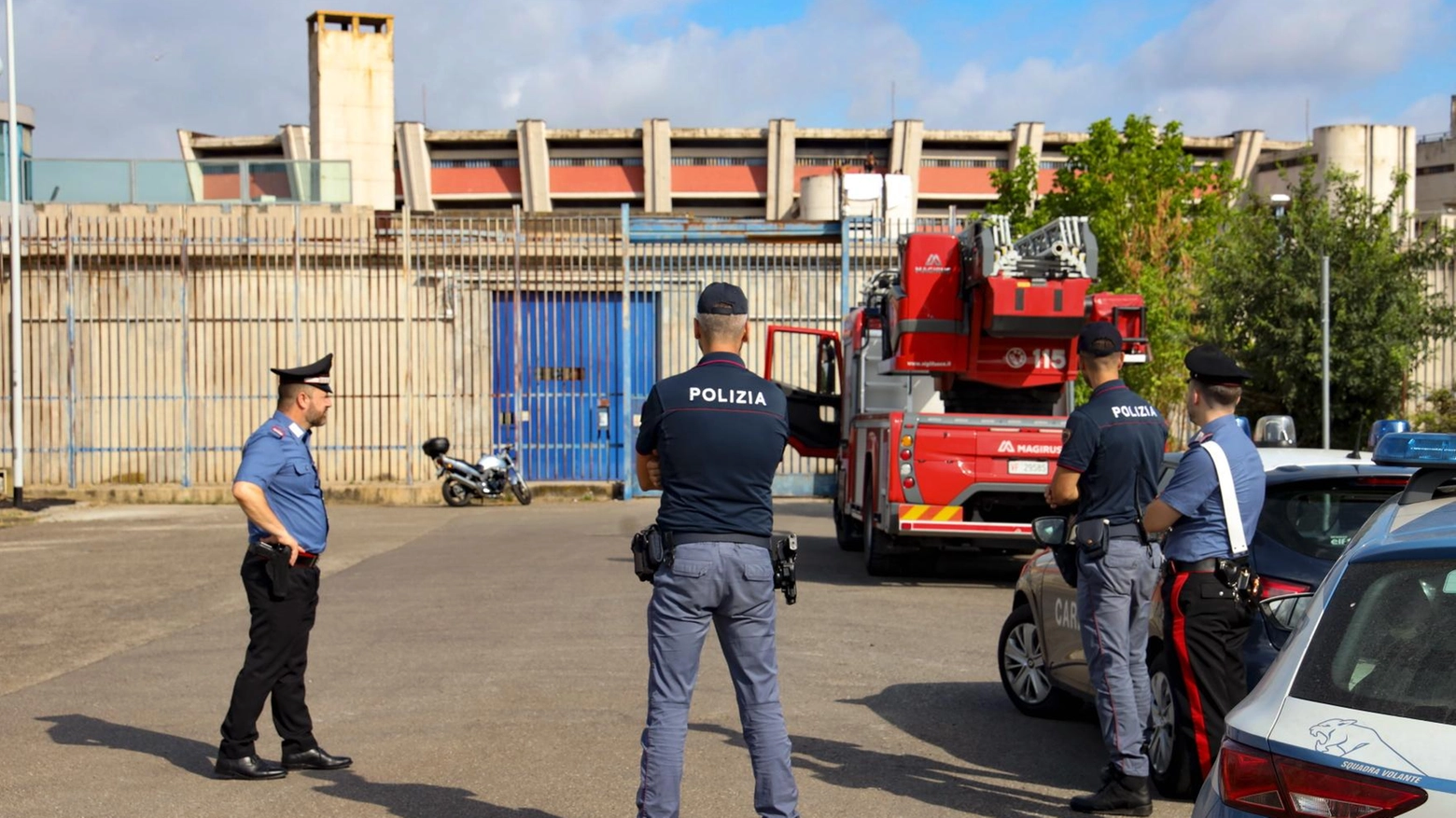 Aggressione a Sollicciano Sequestrato un agente Aggressione a Sollicciano Sequestrato un agente