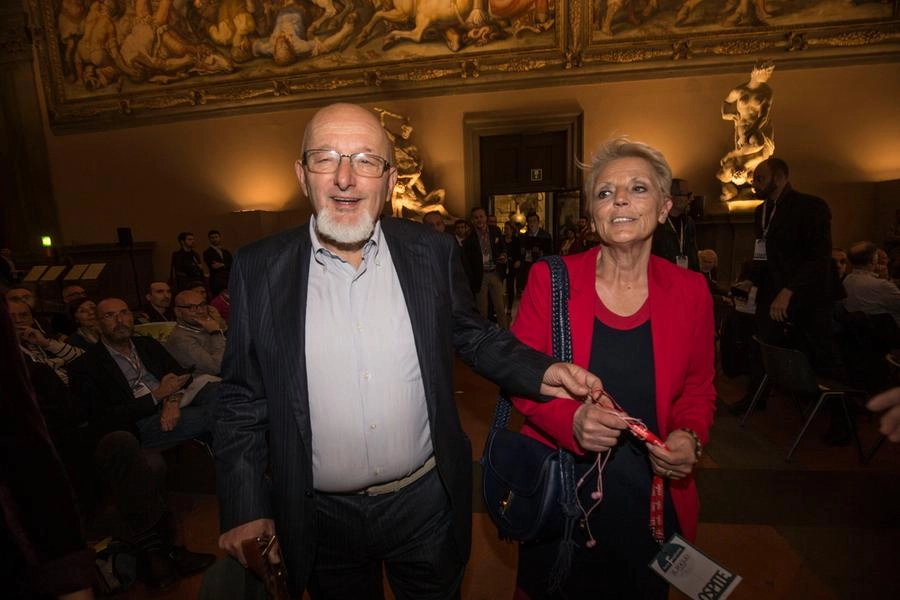 Tiziano Renzi e Laura Bovoli (Imagoeconomica)