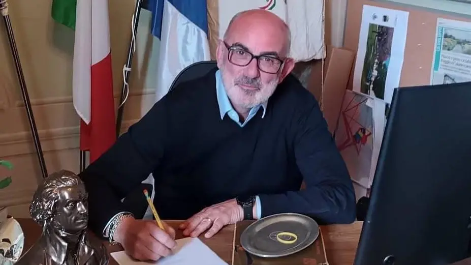 Toto-assessori: entro sabato i nomi Affissi i risultati ufficiali del voto Toto-assessori: entro sabato i nomi Affissi i risultati ufficiali del voto