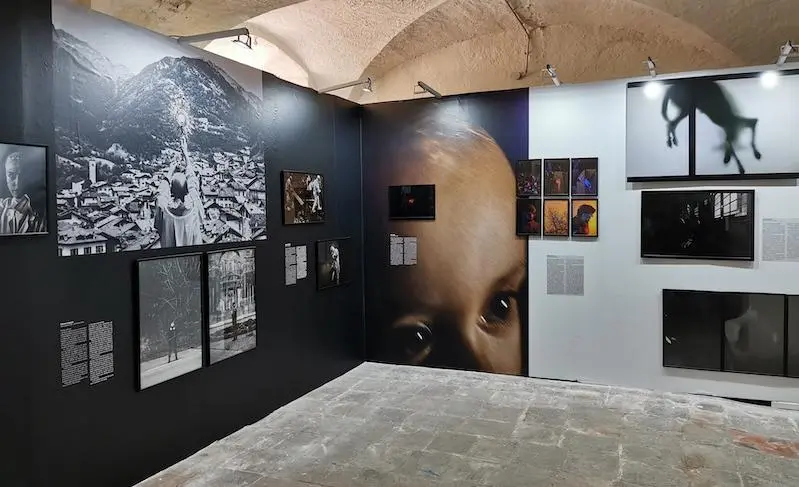 “L’inizio del futuro“ e “Racconti della Pandemia“ Ultimi due fine settimana per visitare le mostre