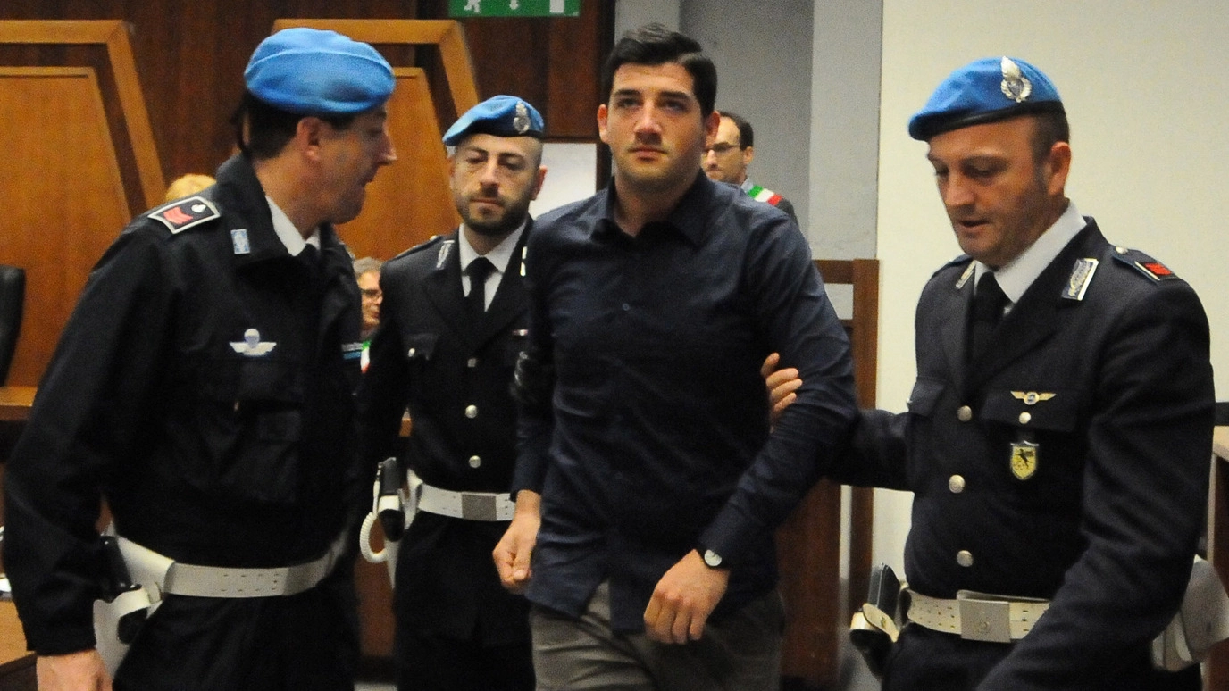 Andrea Mazzi condannato con la sorella Elisa e Andrea Benedetti per la rissa del 2013 al «Baraonda»
