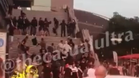 Ultras in Olanda, un frame del video degli scontri tratto da Casual Ultra