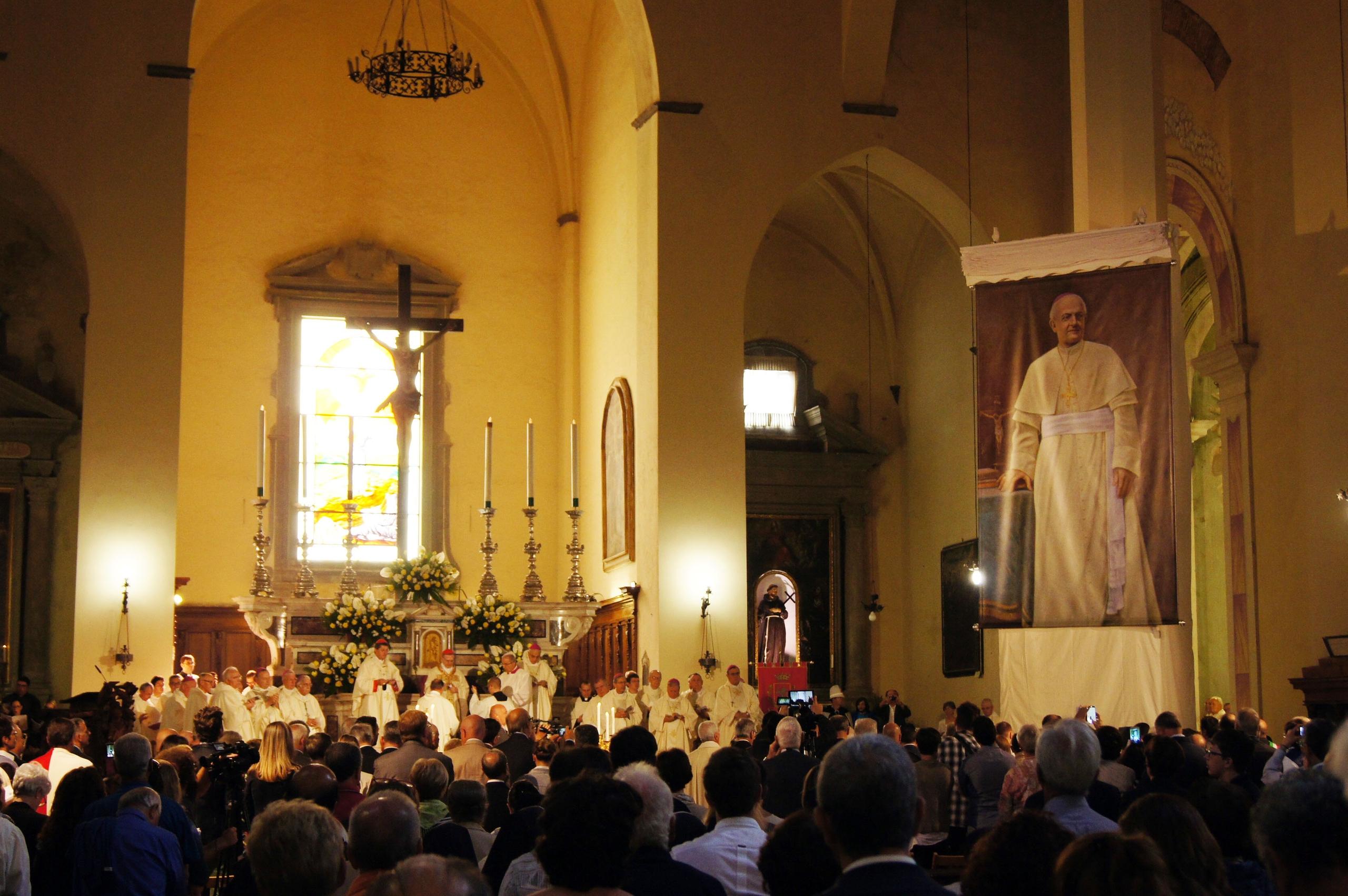 Sant'antonio Mio Beato La Corona Che Porti A Lato Il vescovo Pio Alberto Del Corona è beato