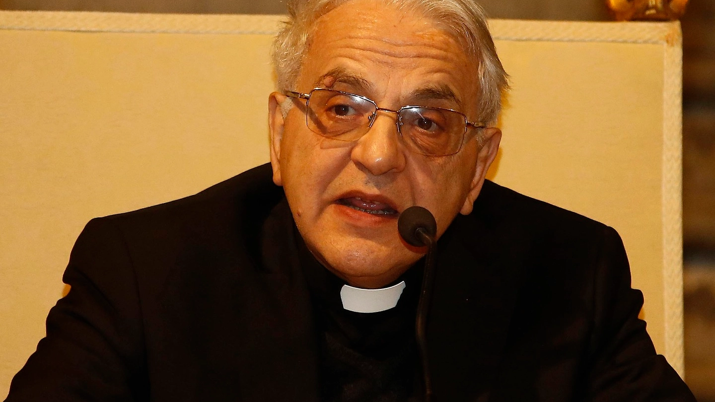 L'arcivescovo Buoncristiani (Foto Di Pietro)