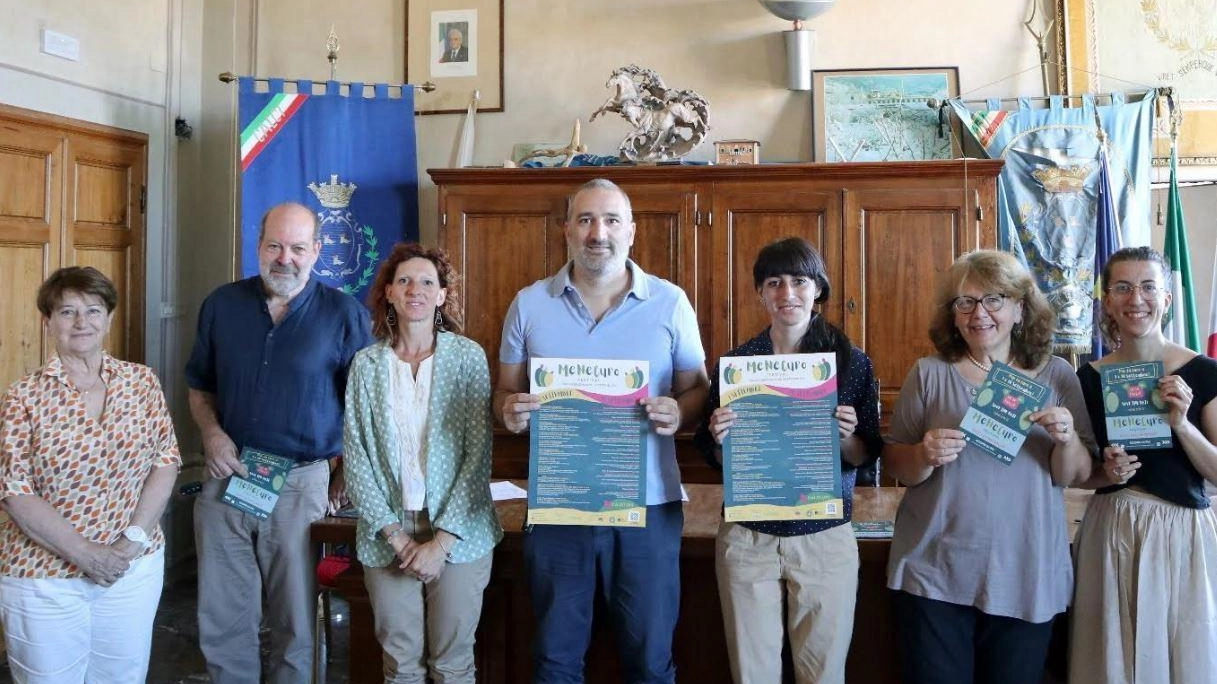 A Calci è l’ora di "MeNeCuro" Un Festival contro l’indifferenza A Calci è l’ora di "MeNeCuro" Un Festival contro l’indifferenza