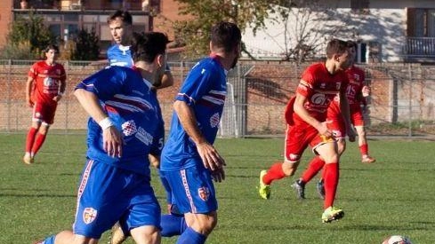 Sesta vittoria fuori casa per i ragazzi di mister Cotroneo che segnano due gol nei primi 20 minuti. I tifernati ci provano e accorciano subito, ma non basta.