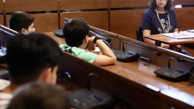 Il patto tra i più piccoli Cancellare la distanza sostenendo i diritti di tutti Il patto tra i più piccoli Cancellare la distanza sostenendo i diritti di tutti
