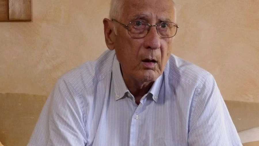 Carlo Paolo Romei, 82 anni, ex direttore di un lanificio di Montemurlo (Foto Attalmi)