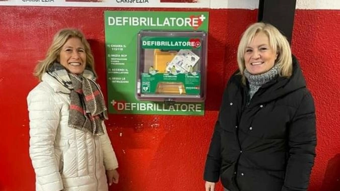 Acquistato il defibrillatore per ’proteggere’ il Palahockey