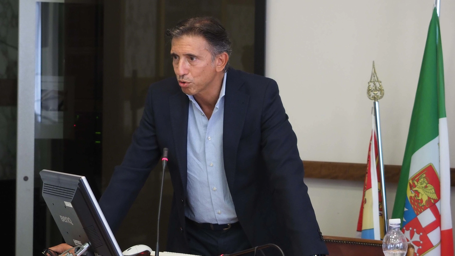 Torna il concorso Vetrine in giallo Altolà alla violenza sulle donne Torna il concorso Vetrine in giallo Altolà alla violenza sulle donne