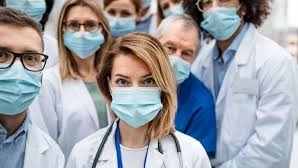'C'è ancora troppa carenza di medici soprattutto nelle aree interne e di infermieri negli ospedali” dice il segretario generale dello Spi Cgil di Arezzo Giancarlo Gambineri