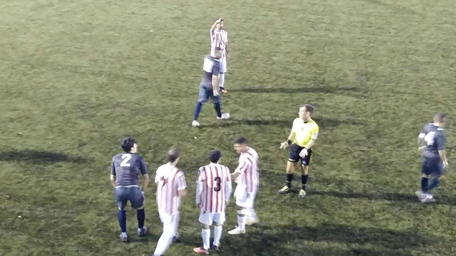 La Narnese e il Pontevalleceppi si dividono la posta in palio in una partita avvincente, con i due portieri che si confermano i migliori in campo. La Narnese ha provato a vincere, ma alla fine il risultato è rimasto invariato.