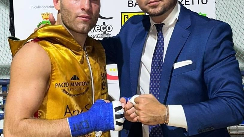 Esordio positivo nei professionisti. Il viareggino Pierini batte Gasviani Esordio positivo nei professionisti. Il viareggino Pierini batte Gasviani