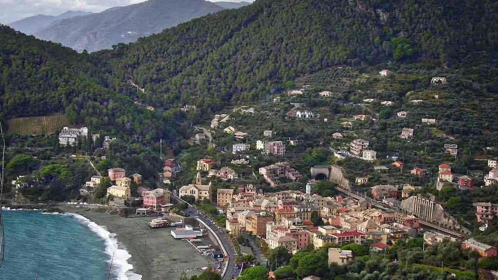 La spiaggia di Bonassola La spiaggia di Bonassola