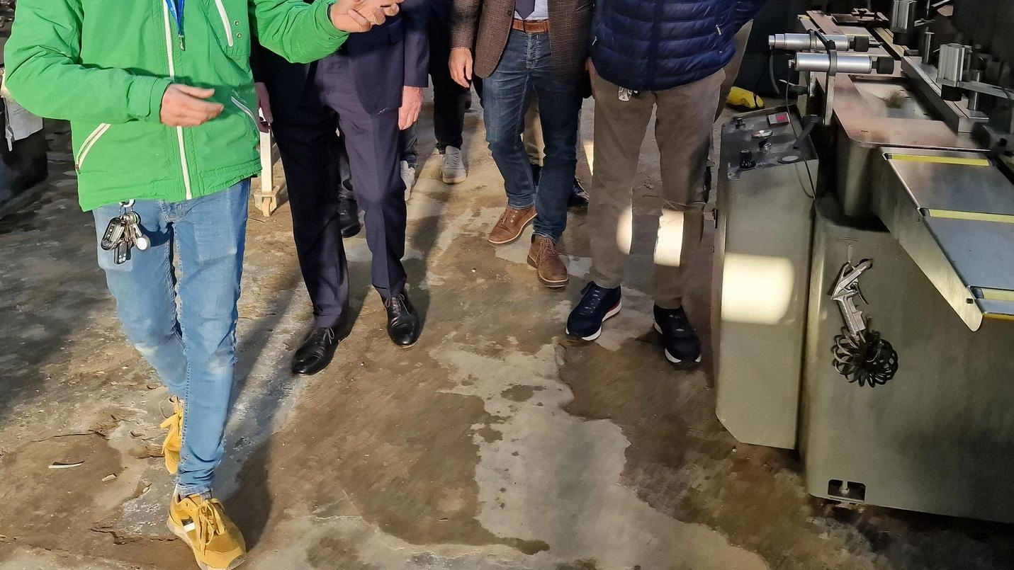 Le imprese di Quarrata. Granelli ’carica’ la Sealt: "Aiuti subito per ripartire" Le imprese di Quarrata. Granelli ’carica’ la Sealt: "Aiuti subito per ripartire"