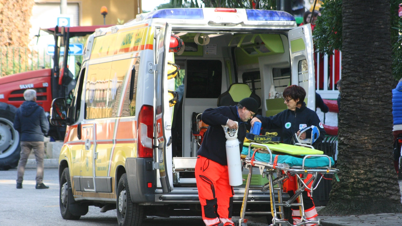 Incidente a Crevalcore, soccorsi in una foto d'archivio