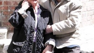 Susini e la moglie Silvana per i 70 anni di matrimonio (foto Lazzeroni) 