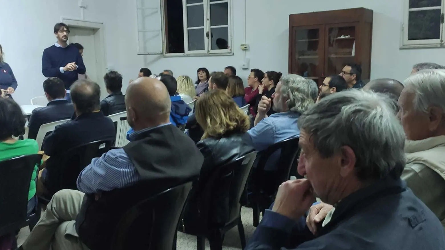 La richiesta dei residenti “Dossi sulla strada“ La richiesta dei residenti “Dossi sulla strada“