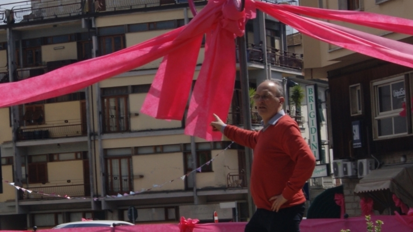 Il paese si è tinto di rosa in occasione del passaggio del Giro d’Italia