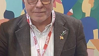 Stop alle auto a benzina La Lega raccoglie firme Stop alle auto a benzina La Lega raccoglie firme