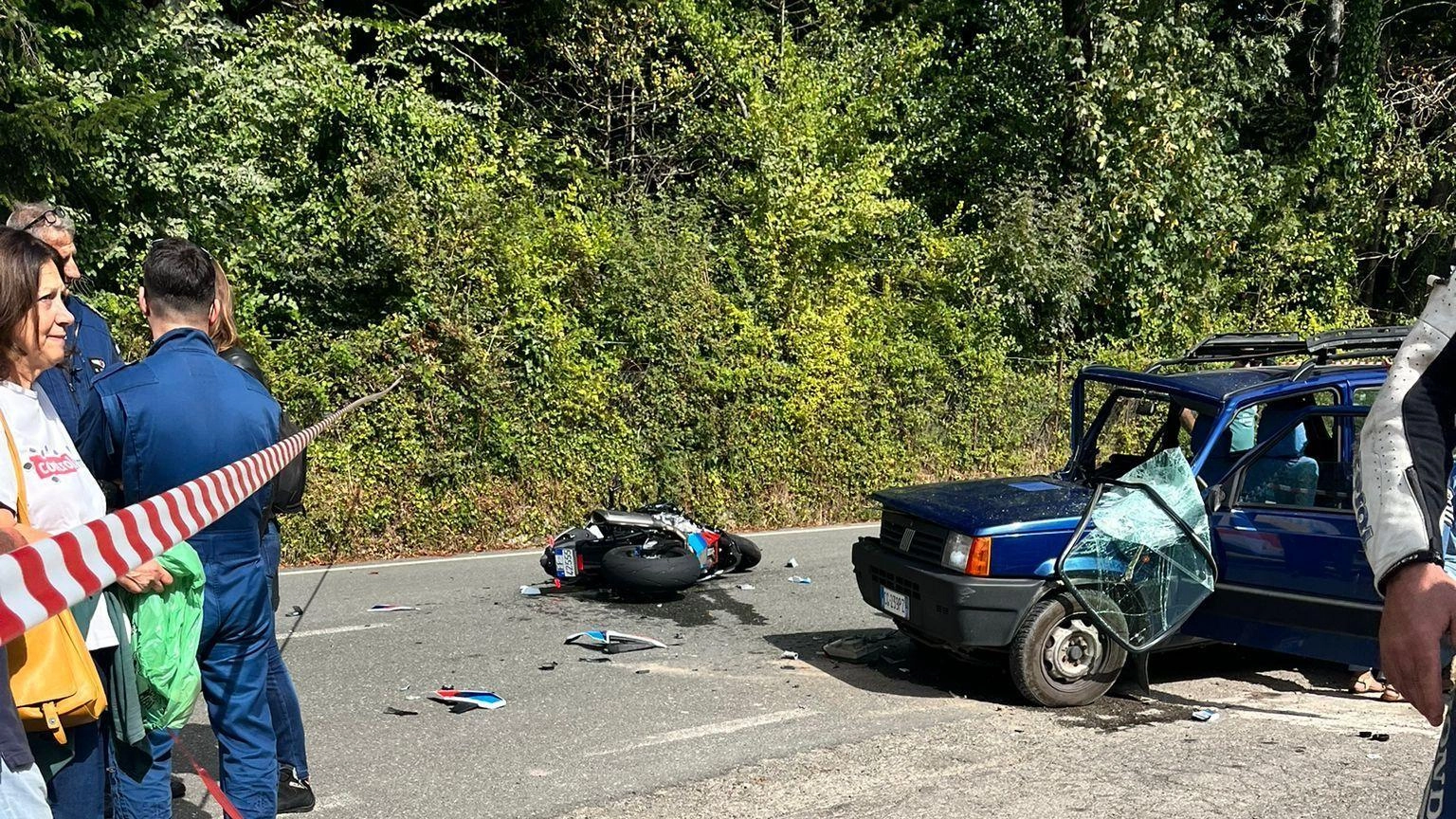 Schianto fatale in moto. Muore centauro di 53 anni Schianto fatale in moto. Muore centauro di 53 anni