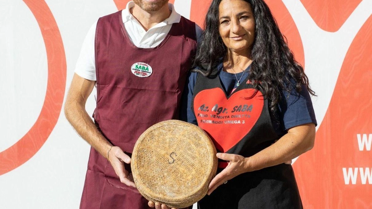 I formaggi top al "Cheese" di Bra a Grosseto: quelli di Angela Saba
I formaggi top al "Cheese" di Bra a Grosseto: quelli di Angela Saba