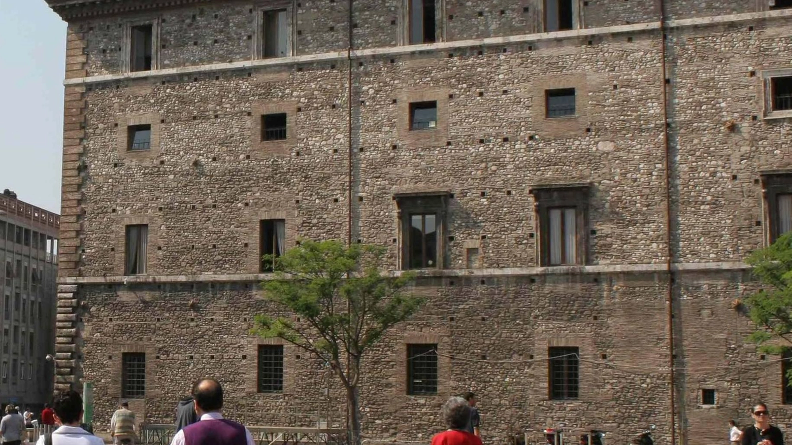 Comune, 8 milioni di entrate da multe e recuperi Imu e Tari Comune, 8 milioni di entrate da multe e recuperi Imu e Tari