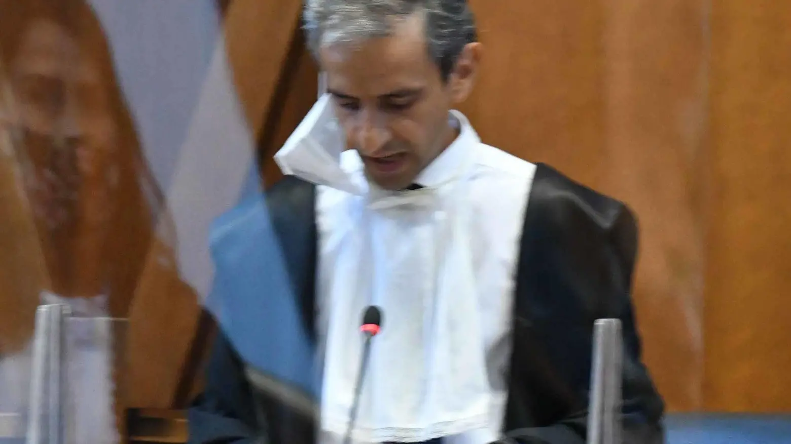 Violenza sessuale e maltrattamenti Ex calciatore di serie A alla sbarra Violenza sessuale e maltrattamenti Ex calciatore di serie A alla sbarra