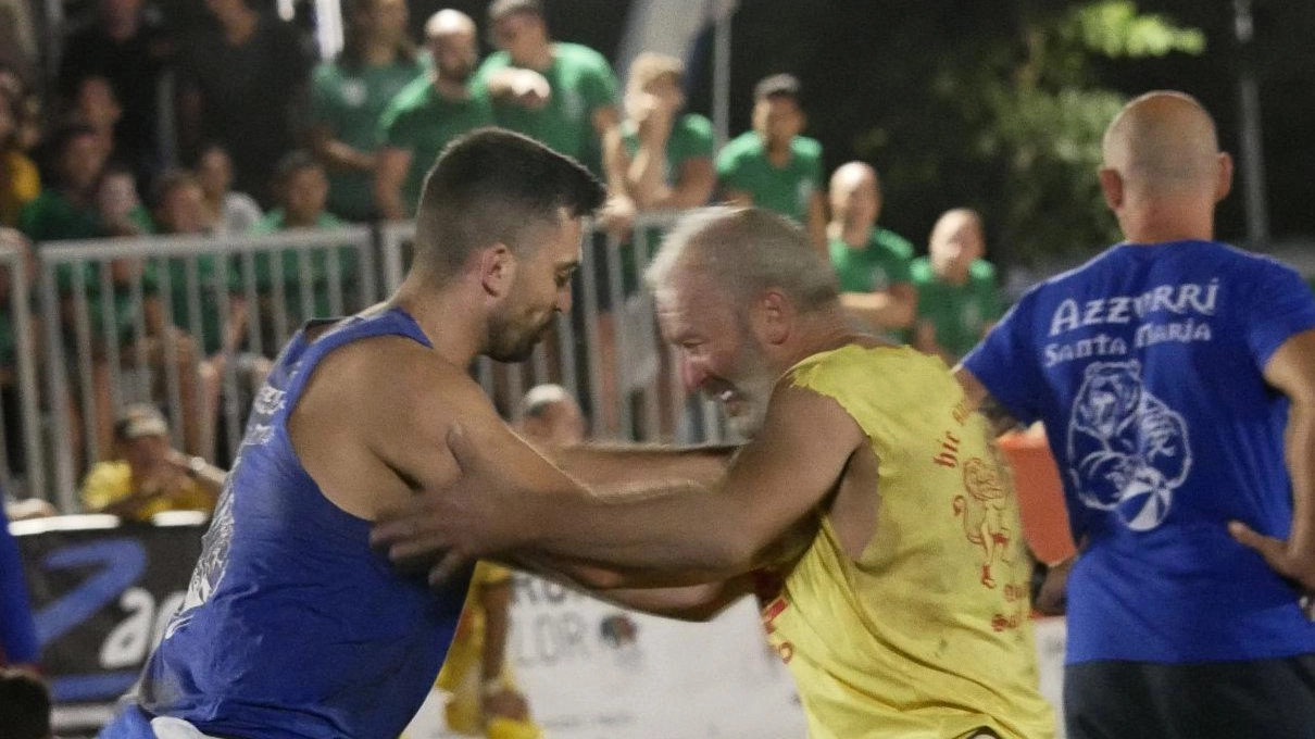 Bel movimento a Prato: Toccata quota 68 iscritti Palla Grossa 2023
Bel movimento a Prato: Toccata quota 68 iscritti Palla Grossa 2023