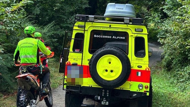 Soccorso alpino in una foto di repertorio Soccorso alpino in una foto di repertorio