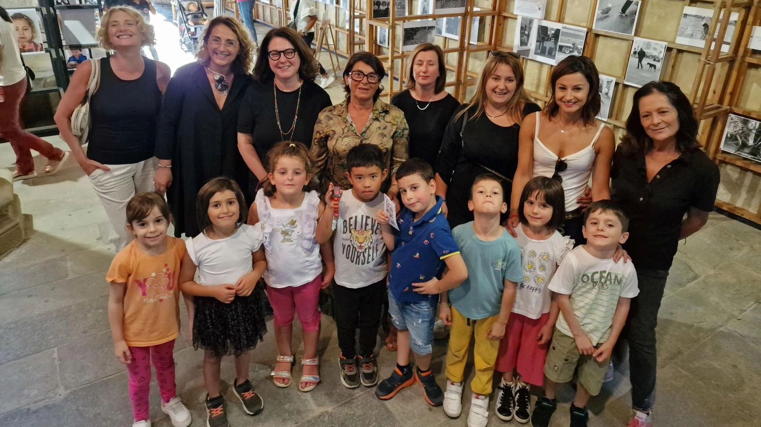 Piccoli grandi fotoreporter. Gli scatti che emozionano Piccoli grandi fotoreporter. Gli scatti che emozionano