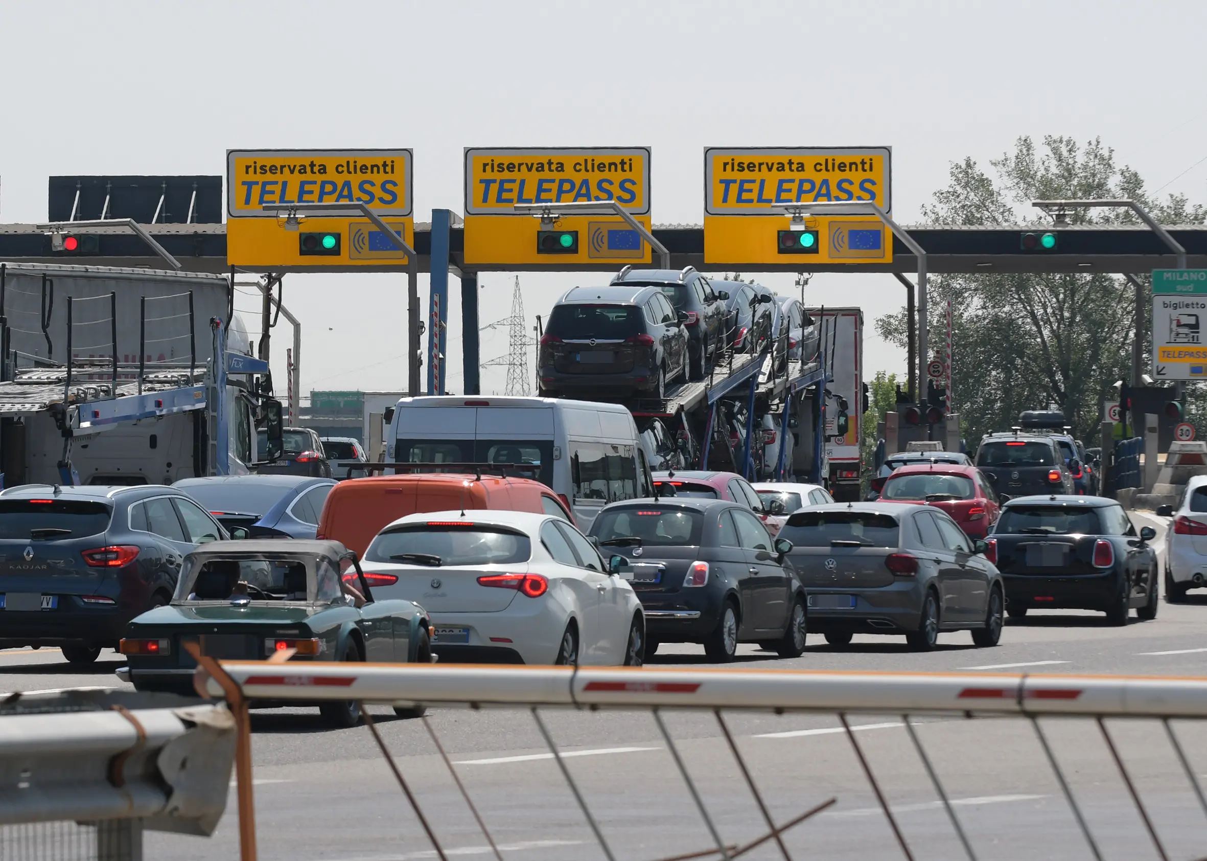 Lavori in A1, mercoledì notte chiusa l’uscita di Firenze Sud