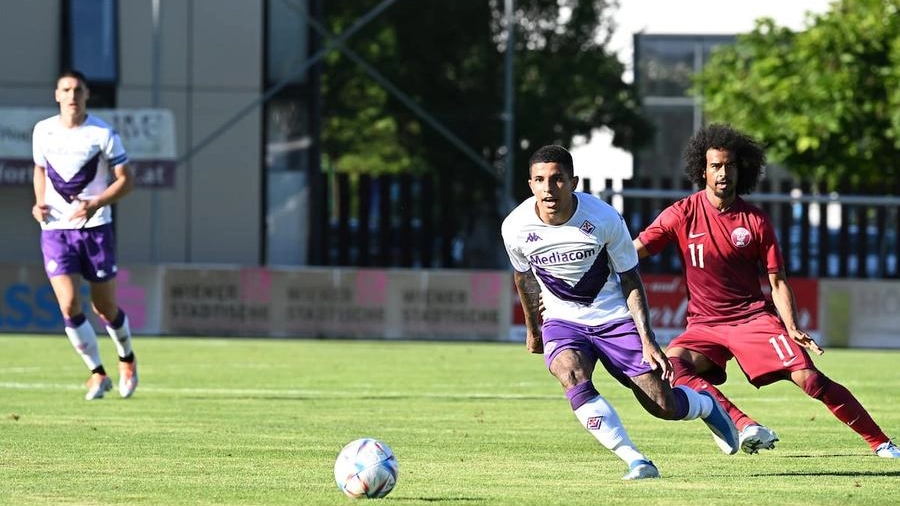 Fiorentina-Qatar, Dodò in azione (Foto Acf Fiorentina)