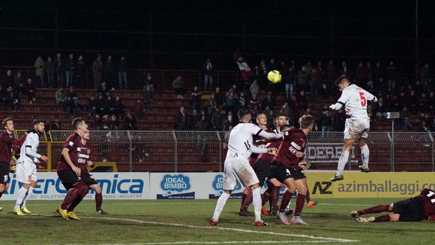 Pontedera-Lucchese 3-2, il gol di Maini per l'1-1 (Germogli)