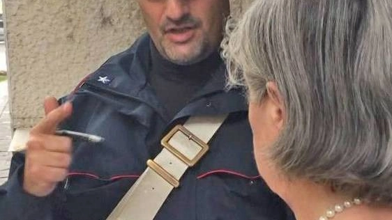 Dopo il malore la donna si è rivolta ai carabinieri  di Sarzana per  denunciare il furto