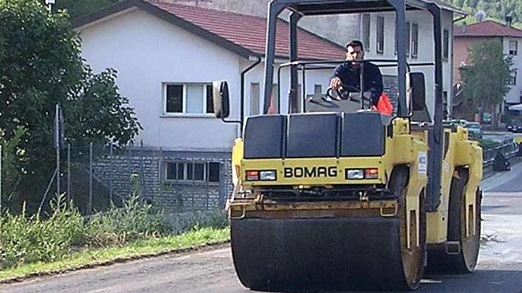 Maxi investimento per le asfaltature Maxi investimento per le asfaltature