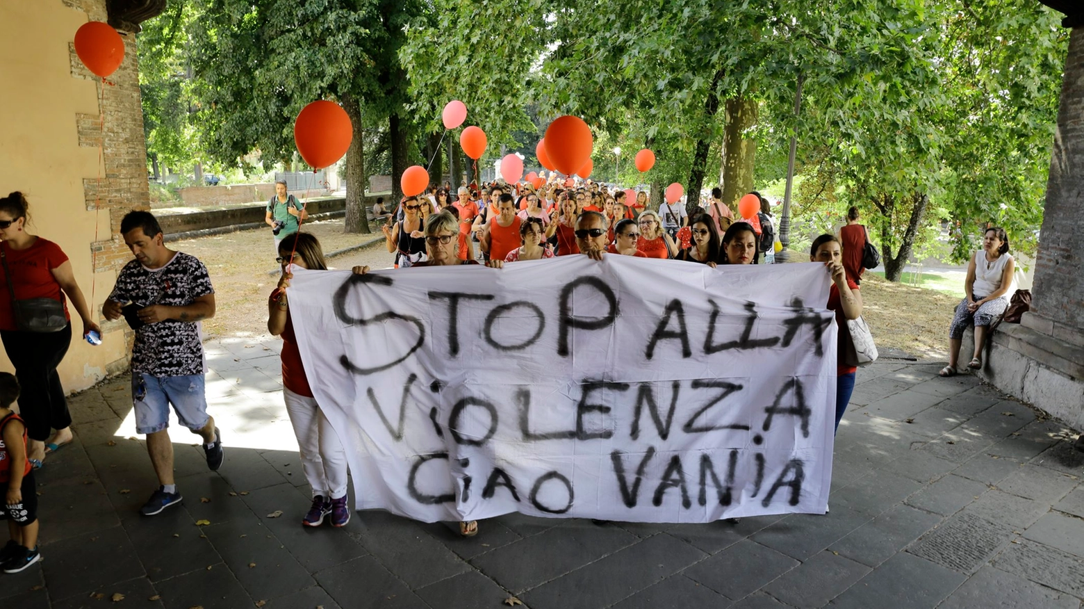 La manifestazione dopo l'omicidio di Vania (foto Alcide)