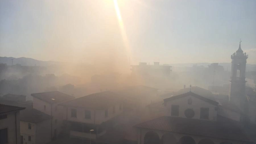 Il fumo invade Prato 