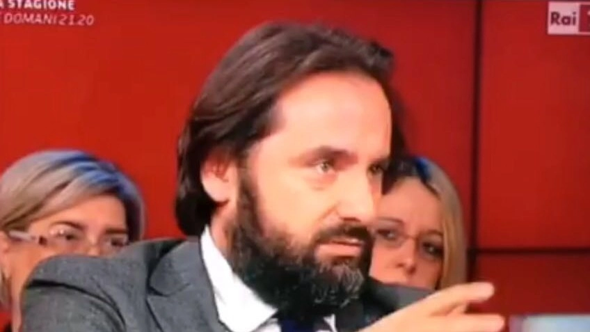 Il medico legale Francesco Nobili, durante una  trasmissione televisiva su un caso di malasanità