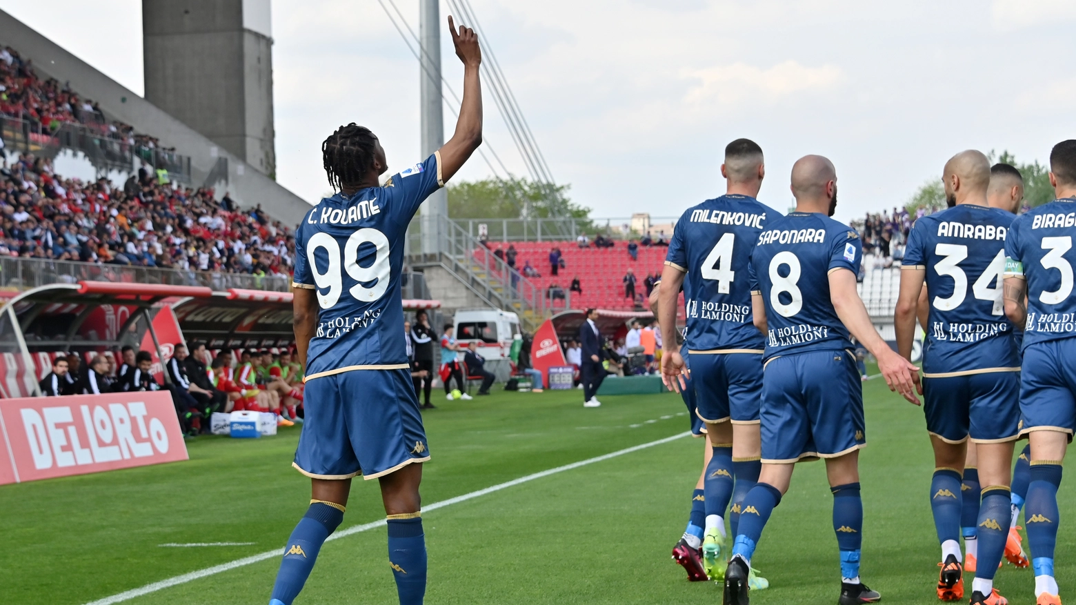 Monza-Fiorentina, Kouamè esulta dopo il gol dell'1 a 0