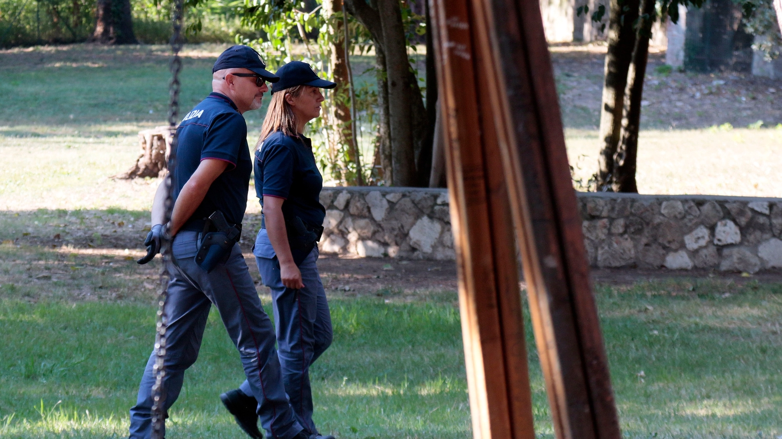 Controlli antidroga della polizia al parco Mariambini. Foto Gianni Nucci/Germogli