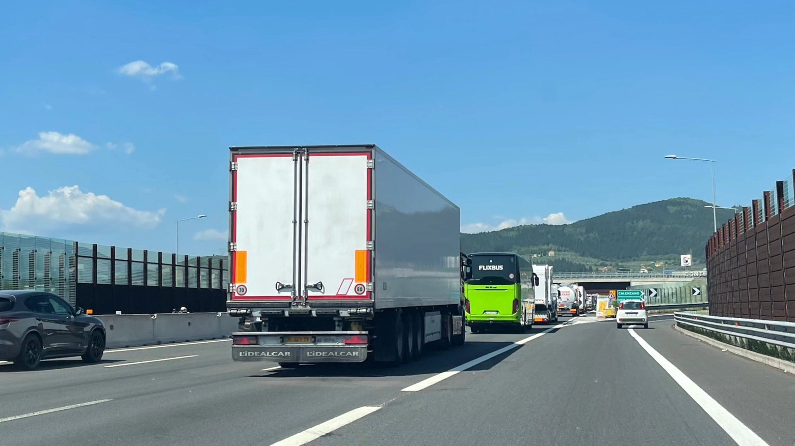 Traffico intenso in autostrada A1 all'uscita per Calenzano